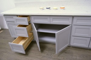   Grey Shaker Kitchen Cabinets